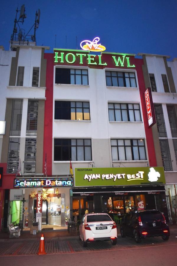Wl Hotel Kampung Baharu Sungai Buluh Exterior foto